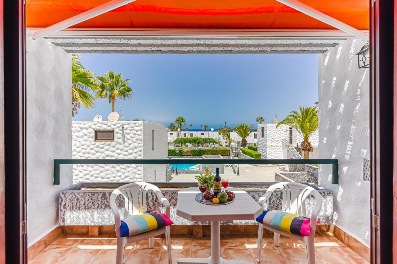 Apartment Apart America - 150 Meters From The Beach, Free Wi-Fi อาโรนา ภายนอก รูปภาพ