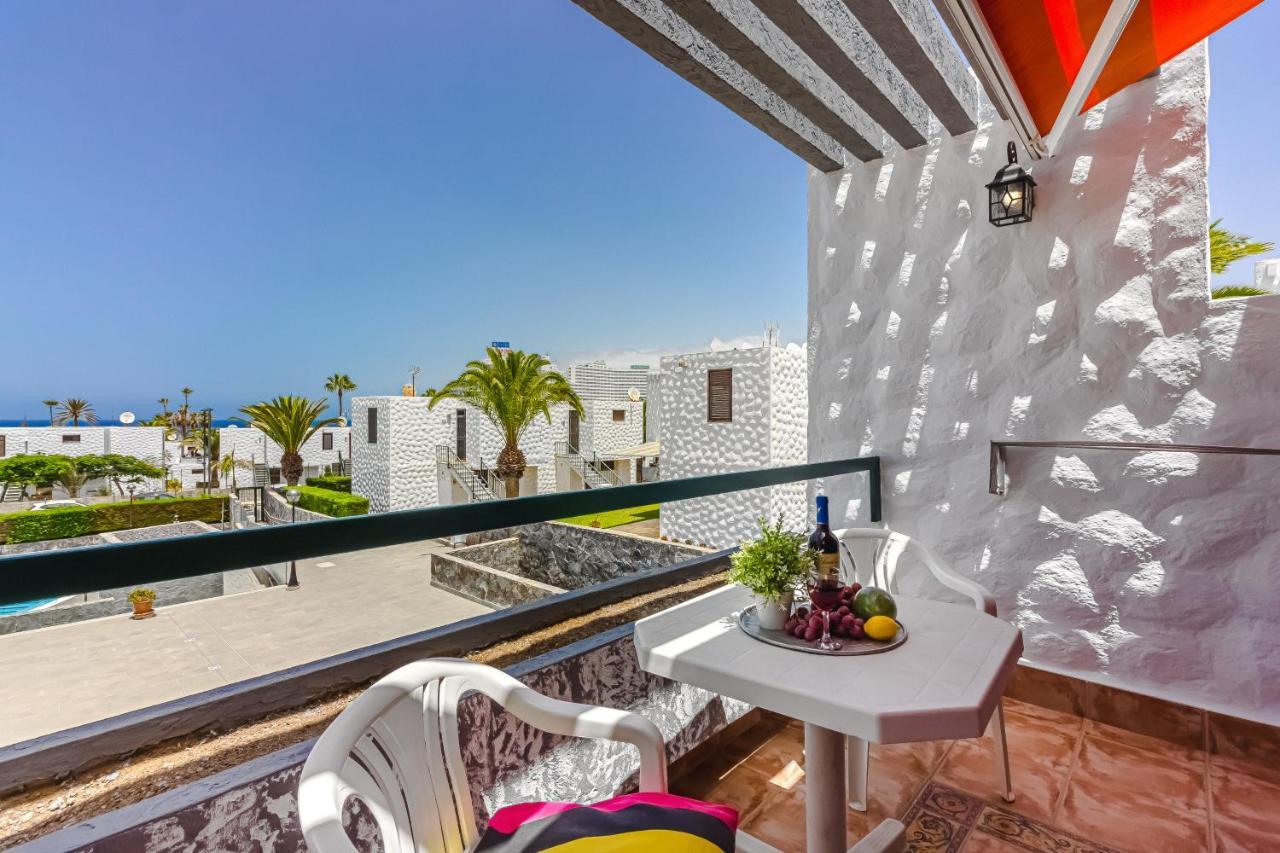 Apartment Apart America - 150 Meters From The Beach, Free Wi-Fi อาโรนา ภายนอก รูปภาพ
