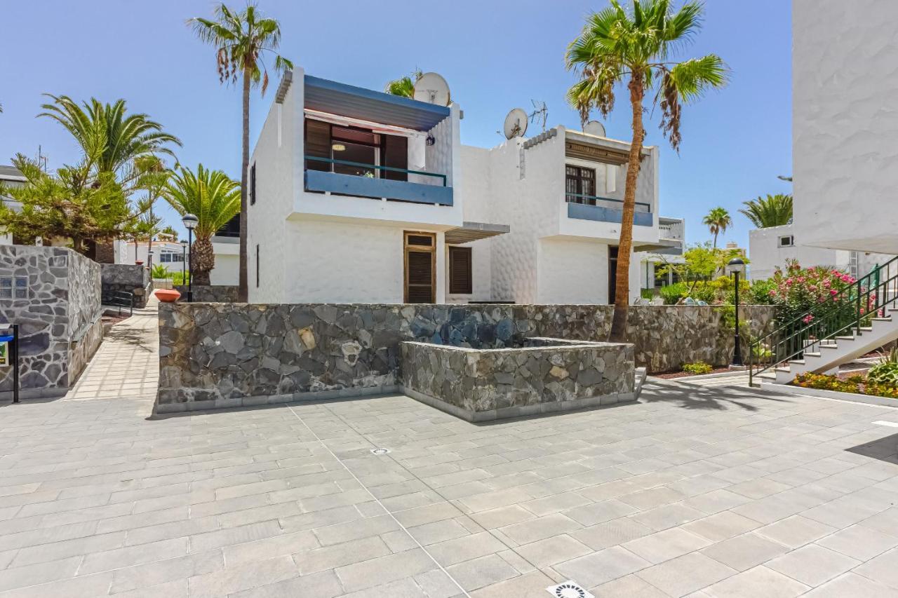 Apartment Apart America - 150 Meters From The Beach, Free Wi-Fi อาโรนา ภายนอก รูปภาพ